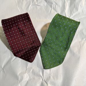 Lot of 2 Brooks Brothers 346 USA MADE Silk Neckties Tie Green/Red